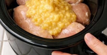 Slow Cooker 4-Ingredient Amish Chicken Corn Noodle Supper: Simple Country Comfort